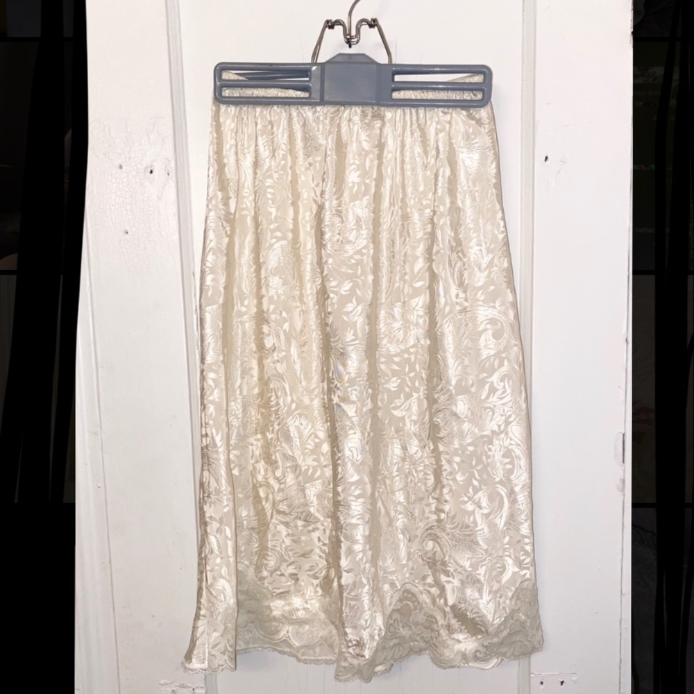 Vintage 1940’s & 1950’s Lingerie Negligee Slip